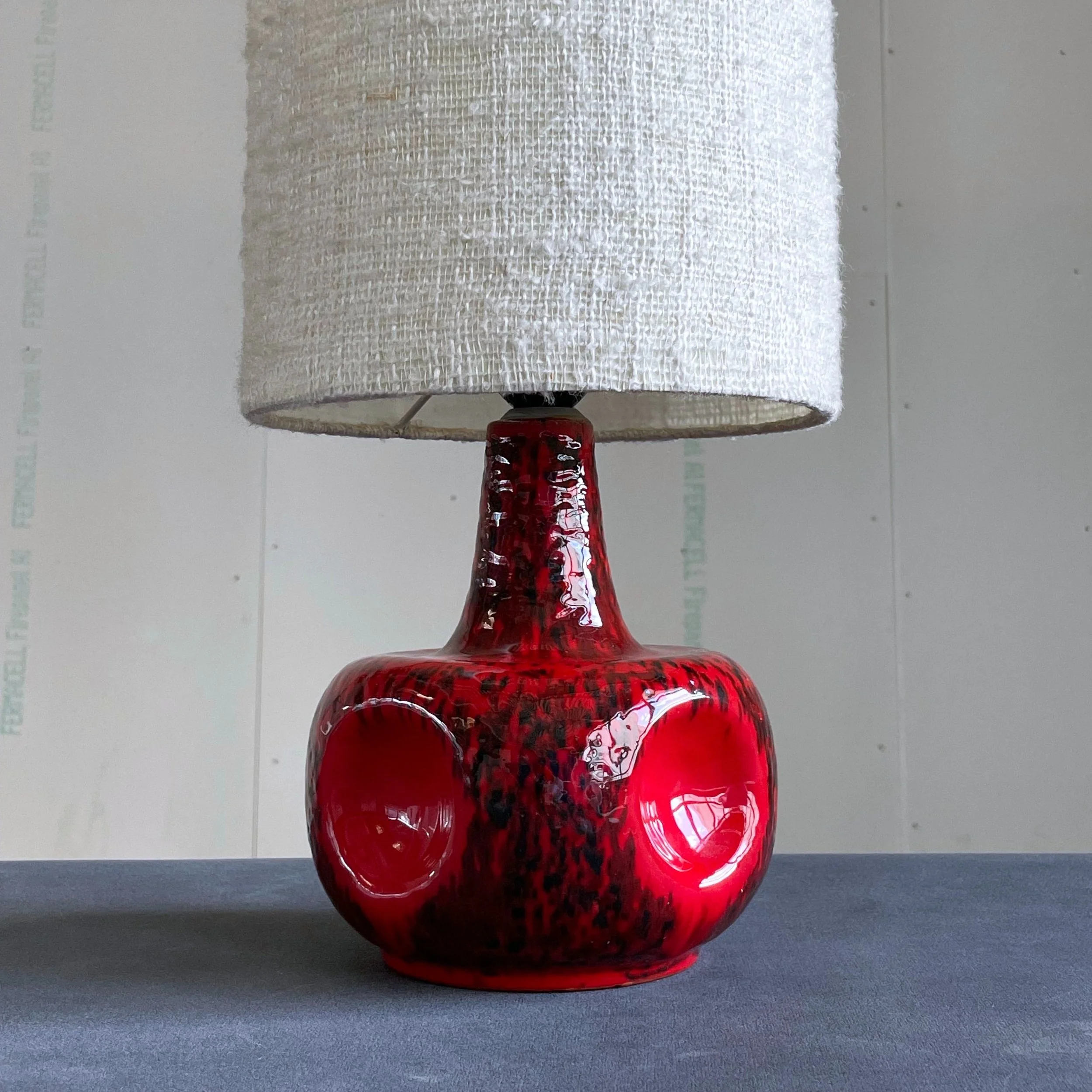 1960's Swiss Ceramic Table Lamp | Modern Era - Vintage Möbel + Design